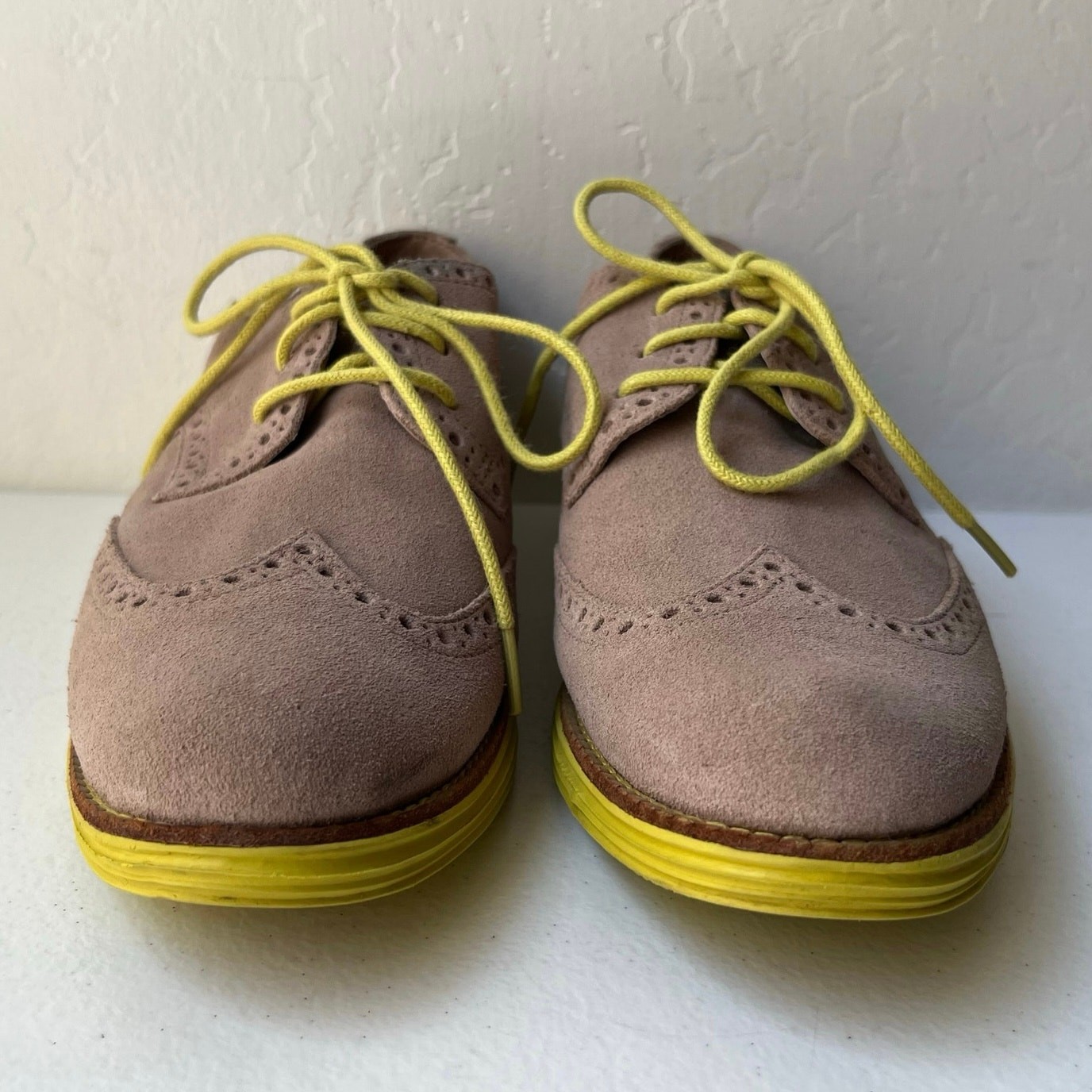 Cole Haan Alisa Lunargrand Wingtip Oxfords Women's 7.5 Tan Neon Suede Preppy