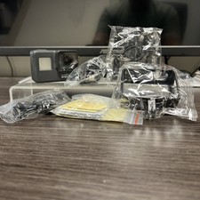 GoPro HERO Black 7 Action Camera With Mounting Accessories No Cable - TESTED