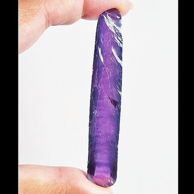CLEAN 114.50 Ct 76X11 MM PURPLE SAPPHIRE ROUGH LAB GROWN CORUNDUM GEMSTONE