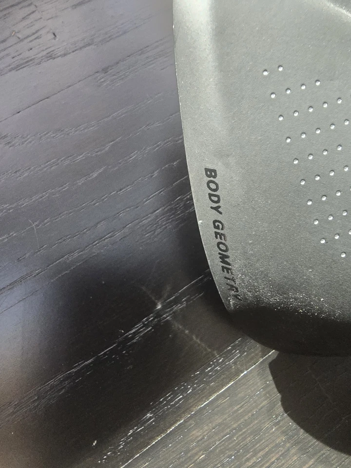 Sillín de bicicleta Specialized Body Geometry Phenom Comp 155 mm, negro Foto 2 de 3