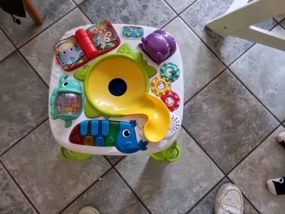 Bright Starts Spieltisch Having a Ball Get Rollin 4 Sprachen Musik Lernspiel