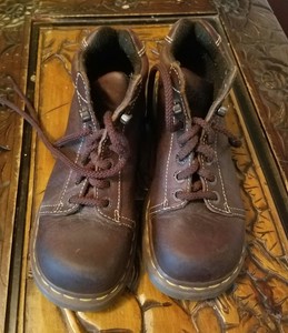womens doc martens size 8