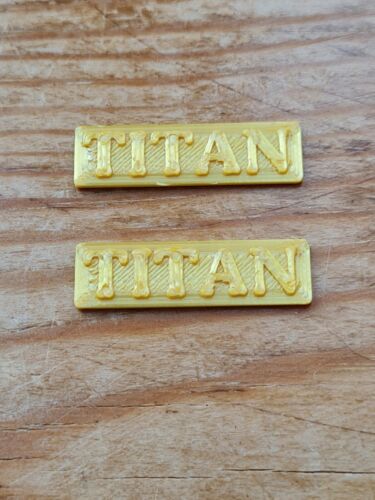 3D printed gold TITAN name plates suits Mamod Wilesco steam engine - Afbeelding 1 van 4