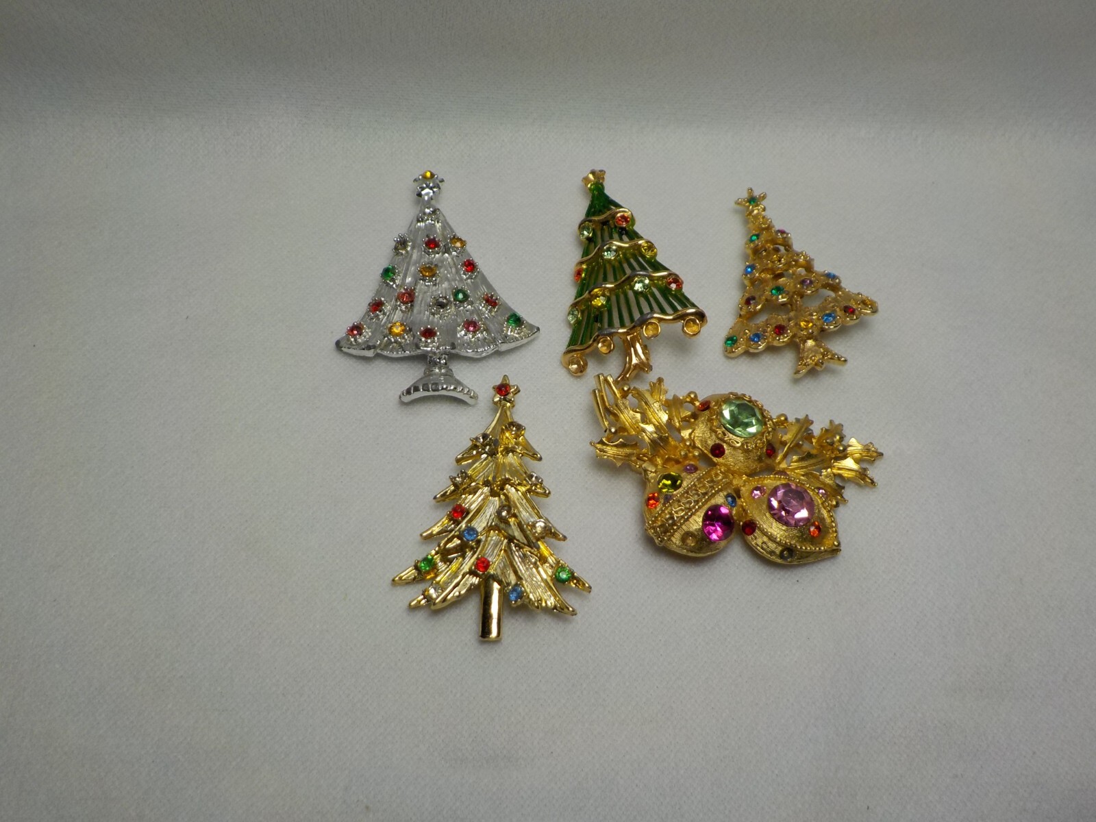 VINTAGE TO NOW LOT OF CHRISTMAS RHINESTONE BROOCH PINS TREE eBay