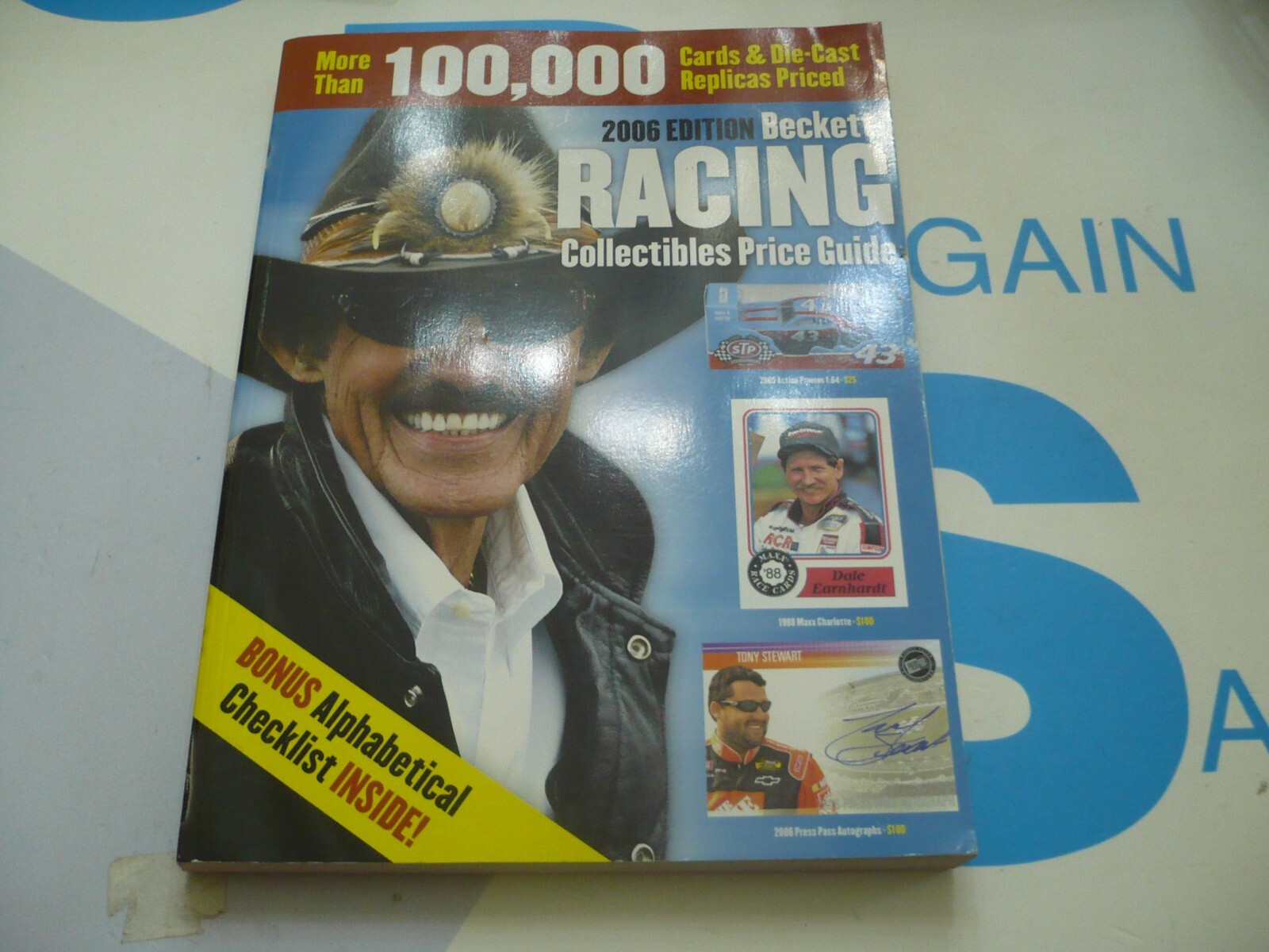 Beckett Racing Collectibles Price Guide 2006 Edition NEW 9781930692459 ...