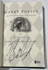 DANIEL RADCLIFFE SIGNED HARRY POTTER AND THE PRISONER OF AZKABAN BOOK BECKETT 20 DANIEL RADCLIFFE SIGNED HARRY POTTER AND THE PRISONER OF AZKABAN BOOK BECKETT 20