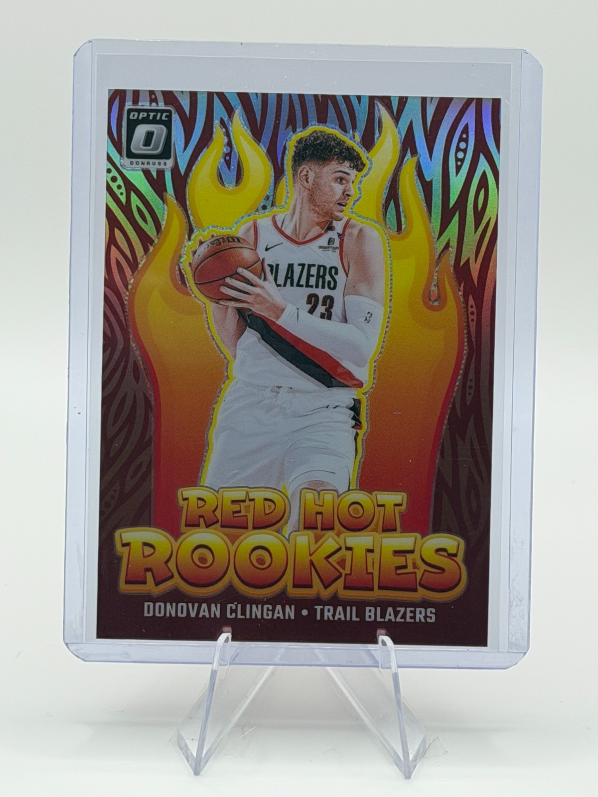 2024-25 Panini Donruss Optic Donovan Clingan Red Hot Rookies Holo Prizm #15