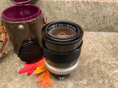 Vtg Nikon Camera Lens/ Nikkor -N / Auto 1:2 / F = 135mm