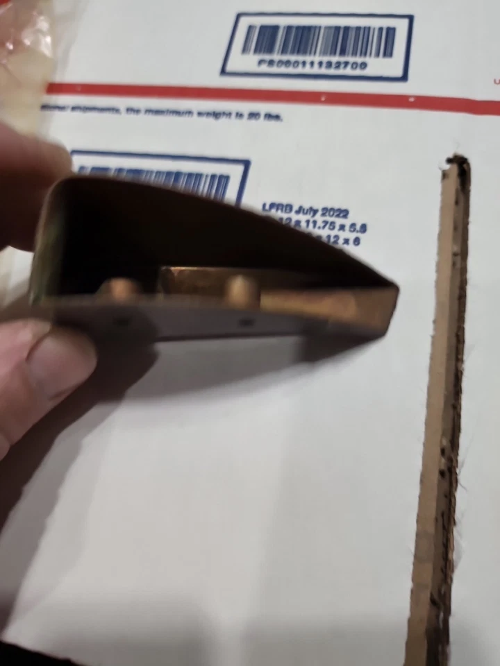 1973 1974 Plymouth Valiant Duster Nuevo de Lote Antiguo MoPar Rejilla Inferior Derecha Panel Extensión Foto 4 de 4