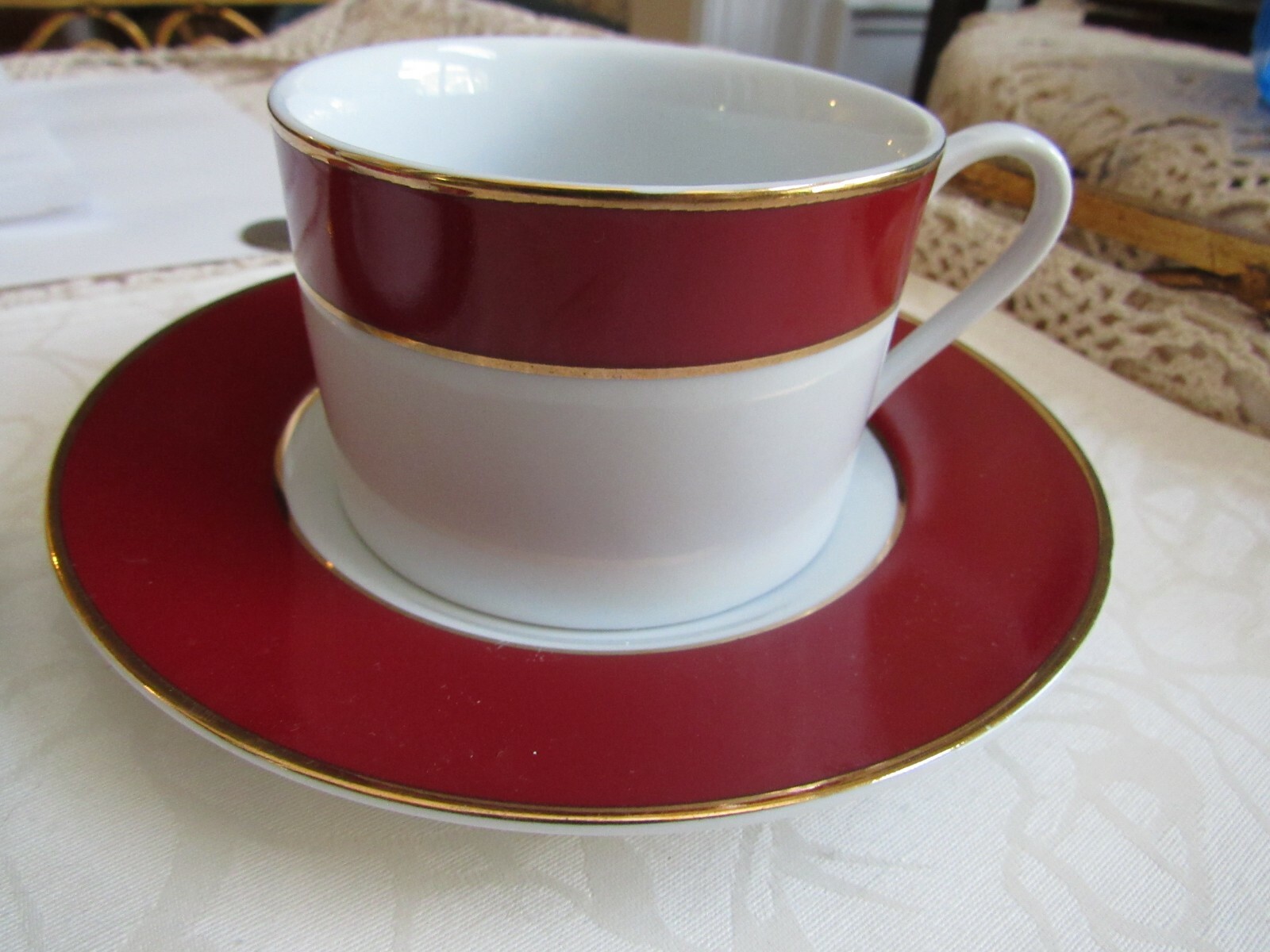 Lot Bowls / Cups Mayfair Jackson OVERSIZE RED Border and Gold Rim Fine