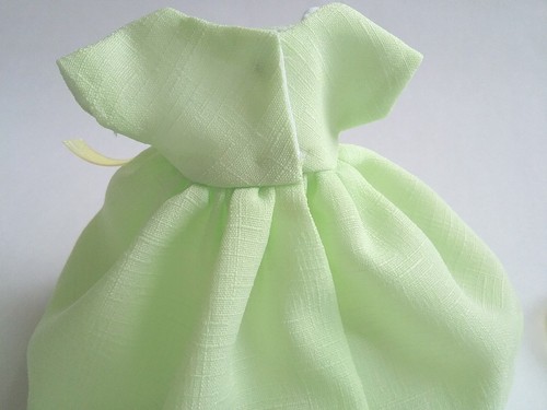 Ginny 8" Doll Clothes, Handmade Pastel Green 'Justine' Dress and Hat - Picture 5 of 9