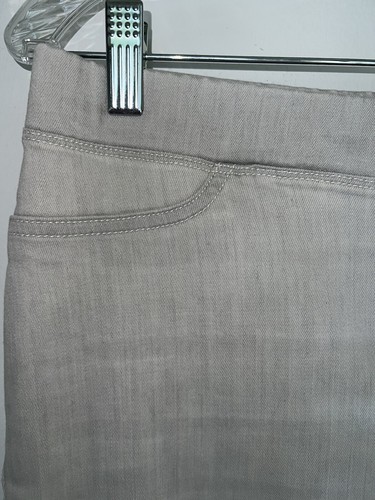 EILEEN FISHER $168 Light Gray Stretch Cotton Pull On Jeans Pants Size M - Picture 3 of 6