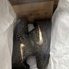 Nike Kobe 11 Mens Black/Gold Floral Athletic ...
