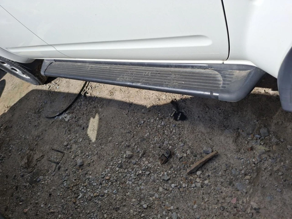 Двигатель вентилятора 2013 Nissan Frontier от оригинального производителя б/у 88000 миль полный привод 4,0 л 615-58688 - Изображение 3 из 4