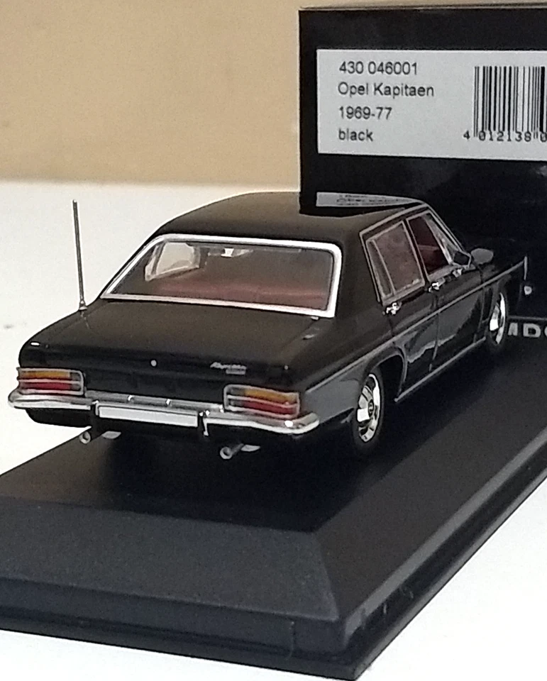 Minichamps 1/43 OPEL KAPITÄN 1969-77 Black 430046001 Limited Edition 3792 pcs - Immagine 4 di 4