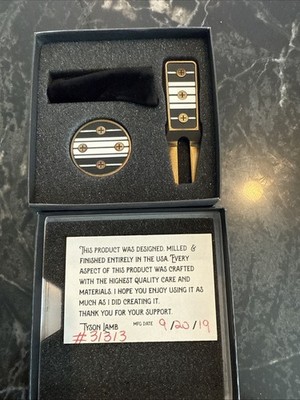 Tyson Lamb Simmons Divot Tool And Ball Marker Black And White