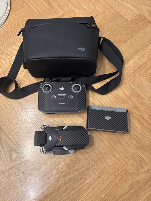 DJI Mavic mini 2 Ready to Fly Drone with Controller Batteries & Carry Bag