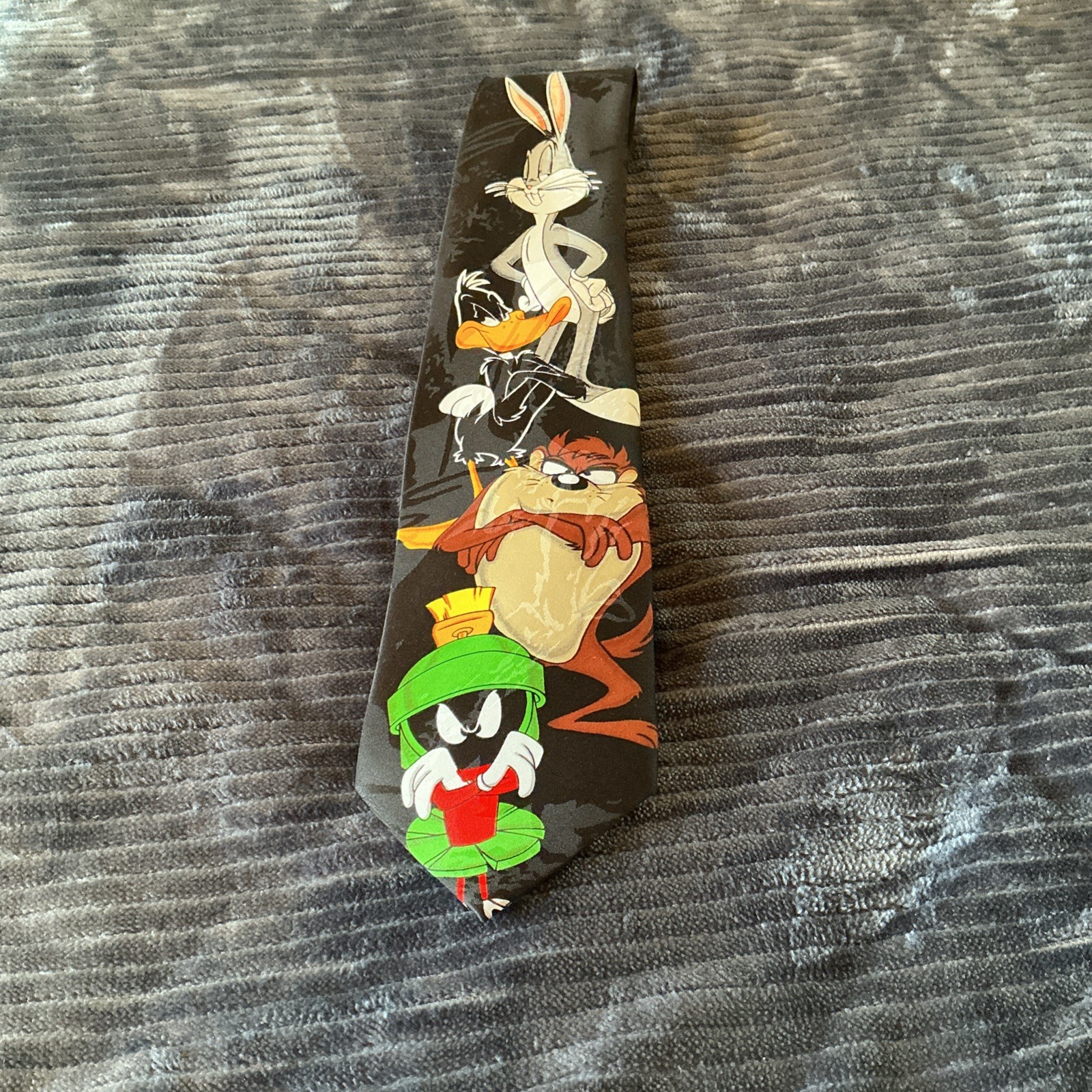 Looney Tunes Mania Tie 1996 Bugs Bunny Daffy Duck Taz Marvin Vintage Necktie