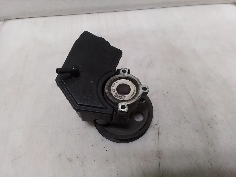 Conjunto de bomba de dirección asistida Jeep TJ Wrangler 4,0 L 52087871AE 97-06 150549 Foto 2 de 4