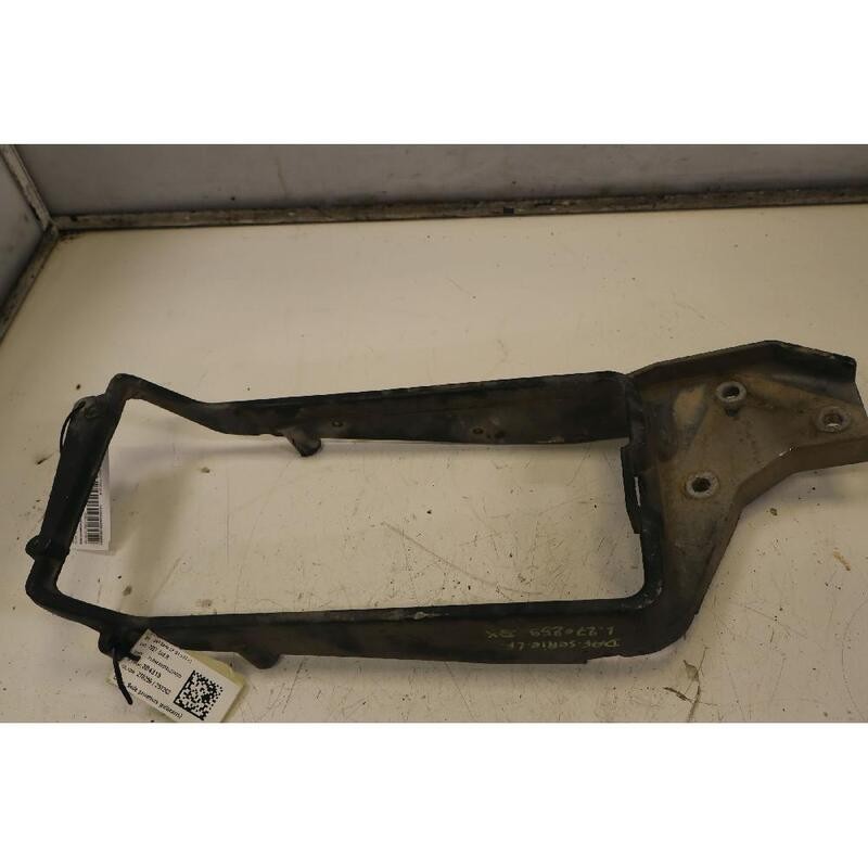 SEDE PROIETTORE (AUTOCARRO) DX DAF SERIE LF (01-07) 45.220 2P/D/6691CC 2001