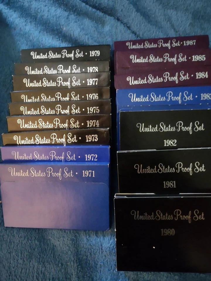 Proof sets from 1971 to 1987 with 1986 being Prestig Mint Silver Proof set (OGP) - Image 4 of 4