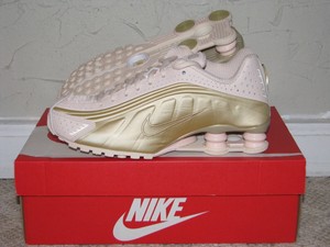nike shox r4 rose