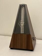 Vintage Wittner Metronome Plastic Body  West Germany. works.