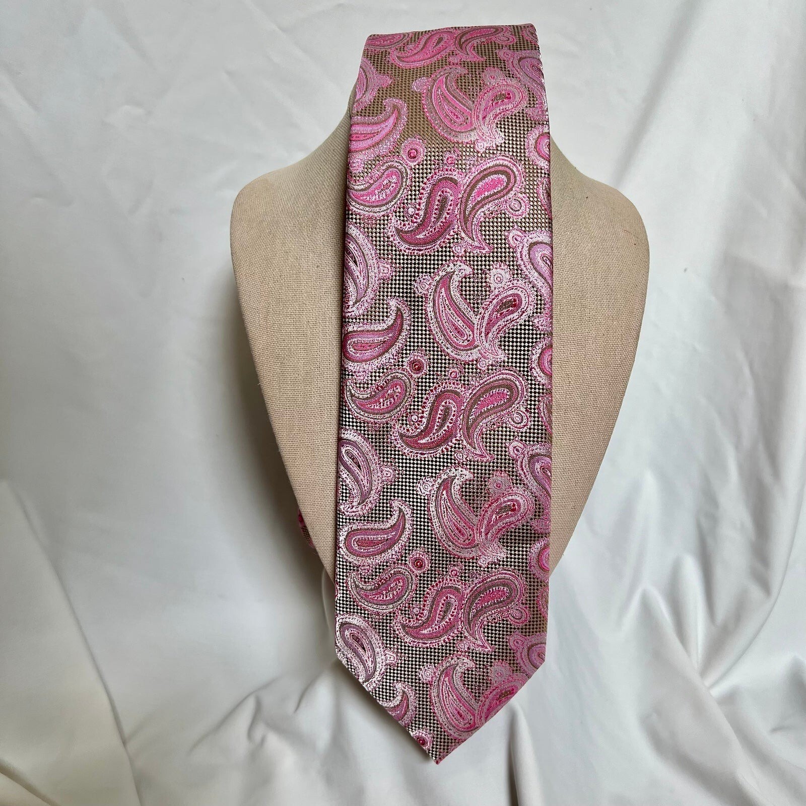 Berlioni Italy Pink Pasily Pattern Men Italian Dress Neck Tie