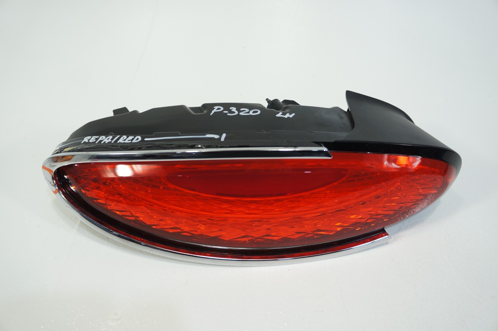 **DAMAGED*** 19-2023 BENTLEY GT GTC III 3 LEFT DRIVER SIDE tail light 3SD945095