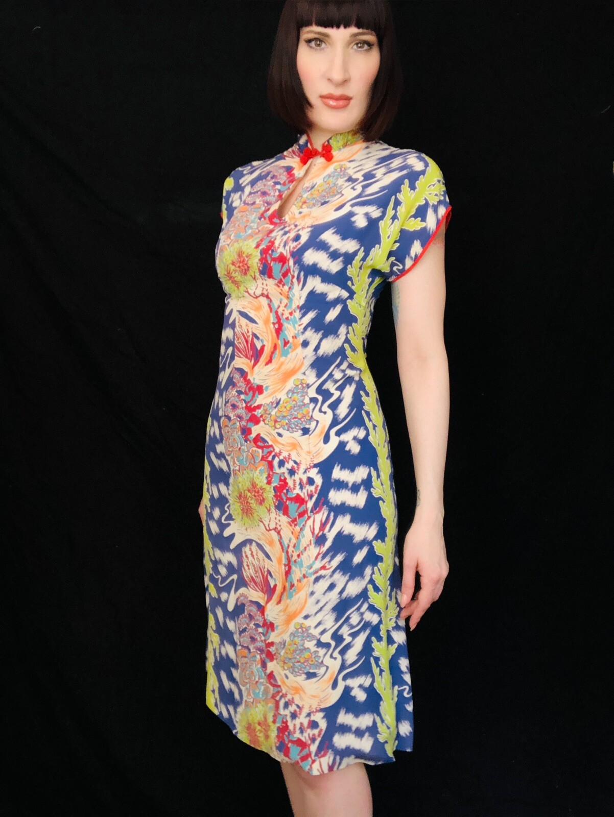Vintage 1940s 40s Cold Rayon Wild Psychedelic Floral Hawaiian Dress Tiki Oasis image 4