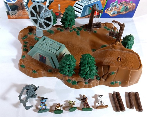 Star Wars Micro Machines ENDOR playset - Complete w Box - Galoob 1990s - Picture 2 of 8