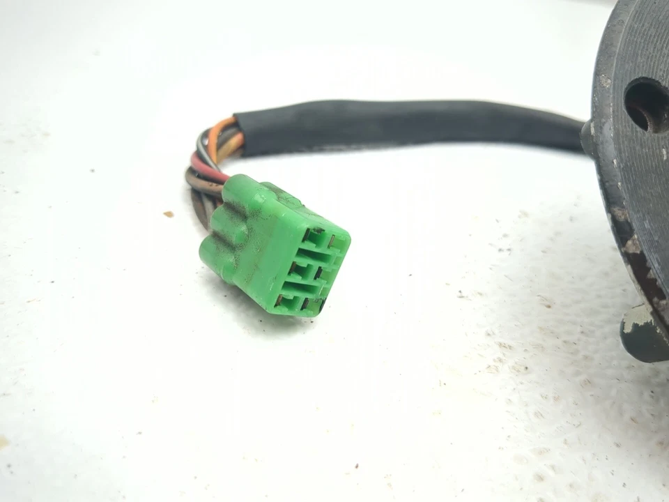 00-04 Suzuki Bandit GSF600S Juego de bloqueo Interruptor de encendido Tapa y llave Foto 3 de 4