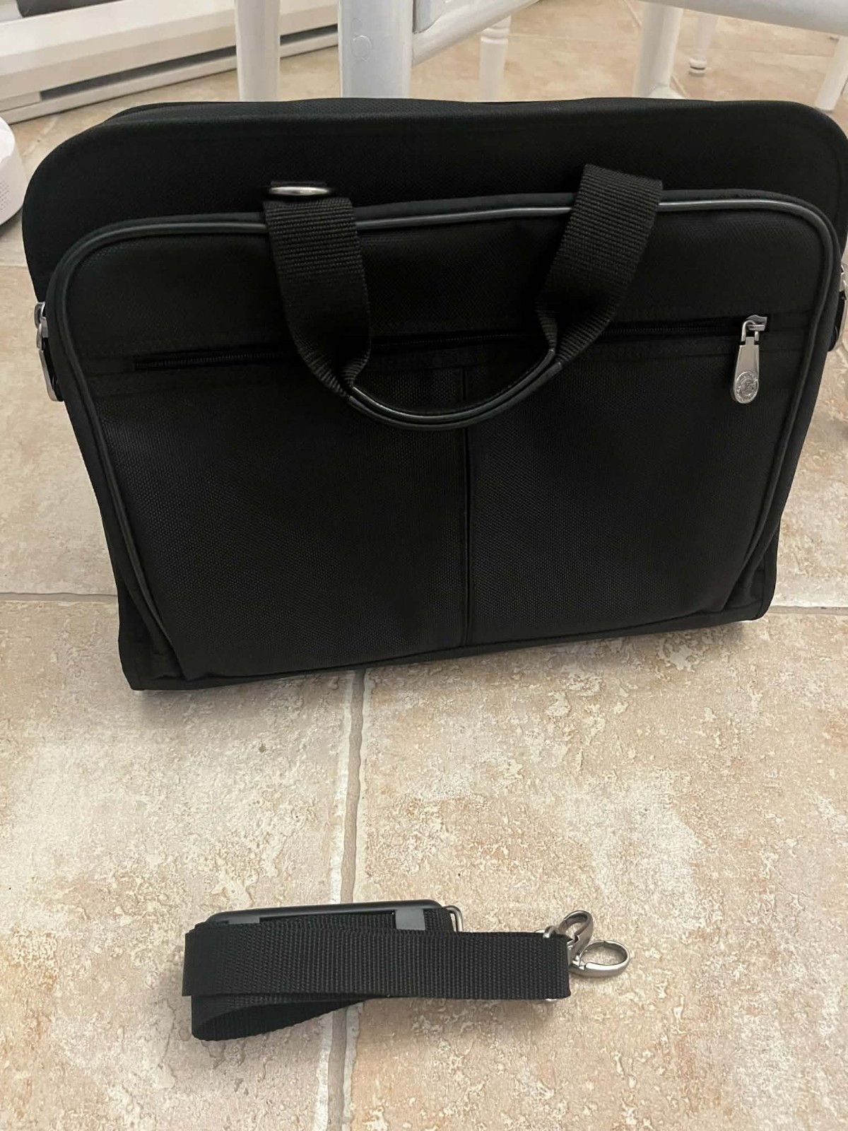 NEW MANCINI Black Laptop Briefcase Expandable Business Bag S