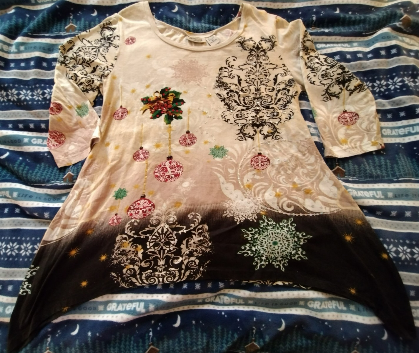 Collections Etc Top Womens Size M Christmas Ornament Holiday Shirt Long Sleeve