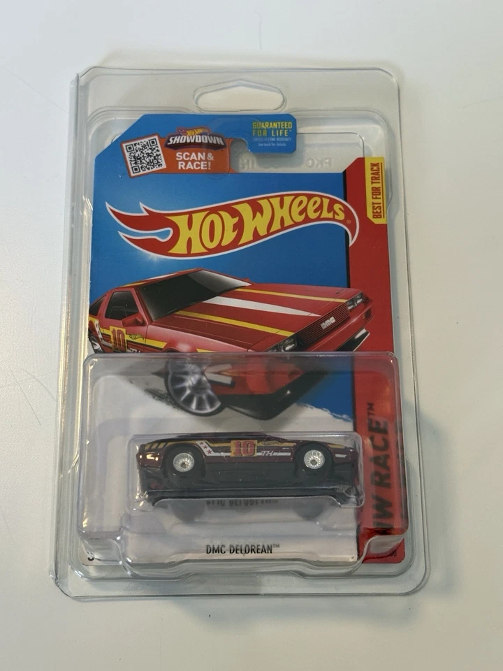 2015 Hot Wheels DMC DeLorean Super Treasure Hunt HW Race 184/250 Red w/Protector - Image 2 of 4