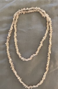 BEAUTIFUL PALE PINK FINE ROSE QUARTZ NECKLACE OPERA LENGTH (17”)