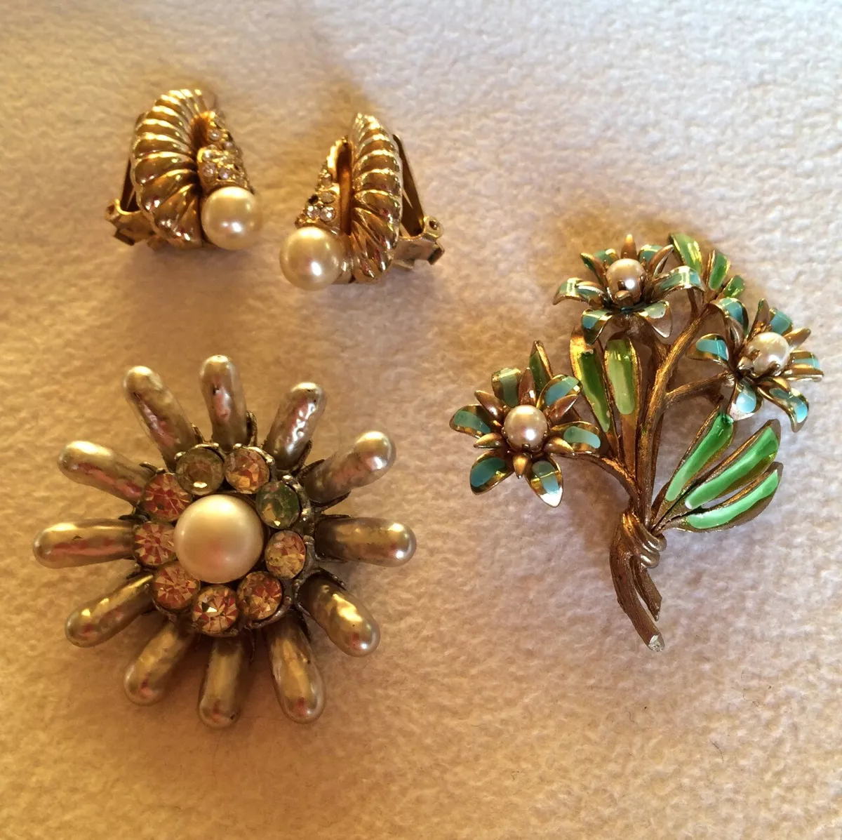 Vintage brooches 1950s clearance