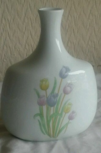 Sandra Rich Vase carrée en porcelaine Blanc | 18 × 6.5 × 6.5 cm Acheter chez