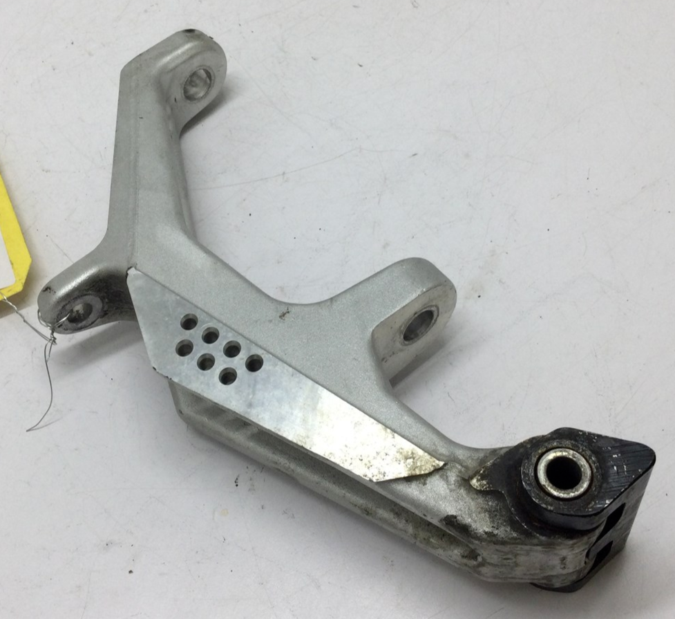 インギー Ski Doo Right Ski Leg Spindle MXZ X TNT Renegade Adrenaline 850