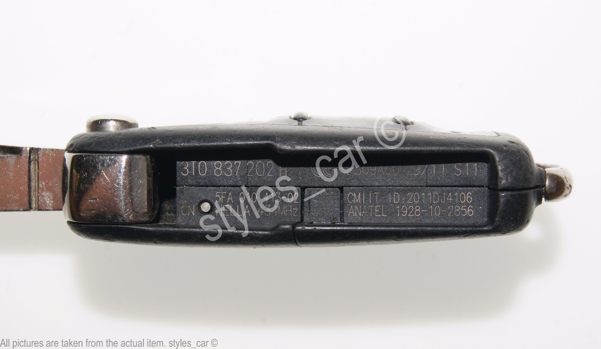 Genuine Skoda VW Volkswagen Seat Ford 3 Button Flip Key Fob 