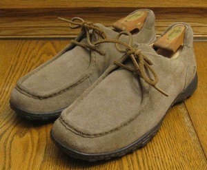 wallabee style shoes