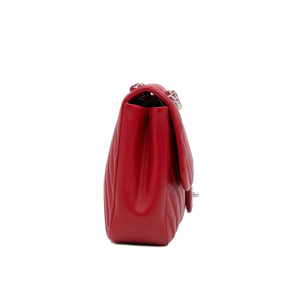 Bolso de Hombro Chanel Jumbo Clásico Piel de Cordero Doble Solapa Cuero Rojo Autenticado Foto 3 de 4