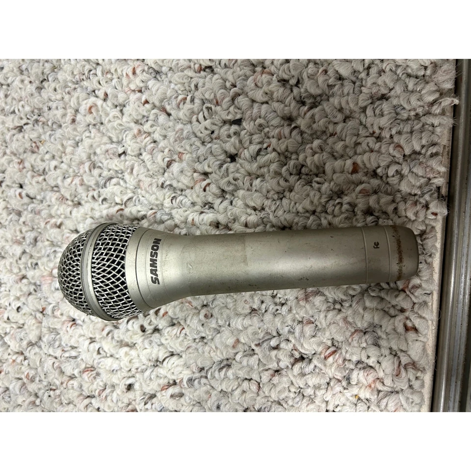 Samson Q1U USB Dynamic Vocal Microphone Studio Recording Podcast Mic - Image 2 of 2