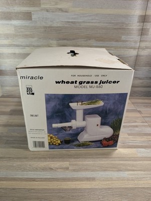 Miracle MJ-550 Electric Wheat Grass Juicer With Attachments New With Box