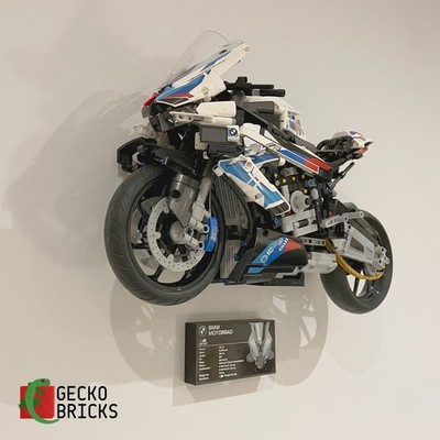 3D Printed Wall Mount for LEGO  BMW M 1000 RR (Set 42130) - Gecko Bricks
