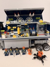 LEGO Agents Mobile Command Center (99% PRE-BUILT - 8635)