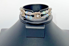 Beaded 8.5" Floral Fashion Costume Bracelet a102