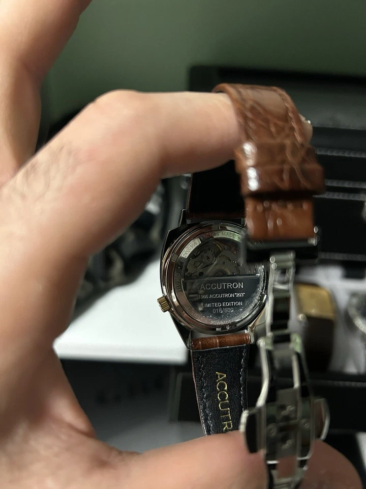 Accutron 203 Legacy 016/600 Two Tone 34mm Foto 4 de 4