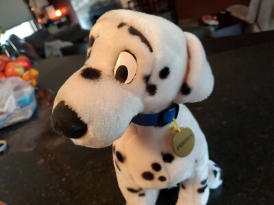 Vintage Disney Store 101 Dalmatians Movie Perdita Larger Sitting