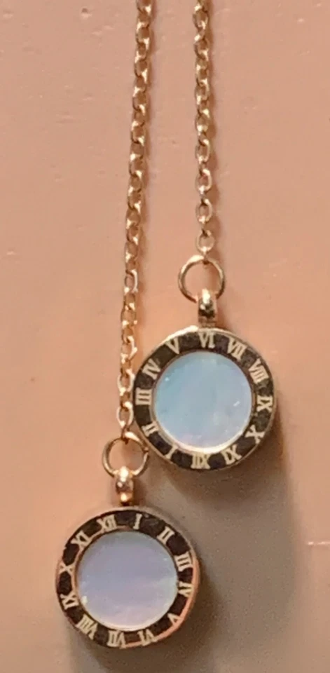 Halskette Gold-Color Anhänger Perlmutt Schwarz Turmalin Steine Römische Ziffern - Bild 4 von 4